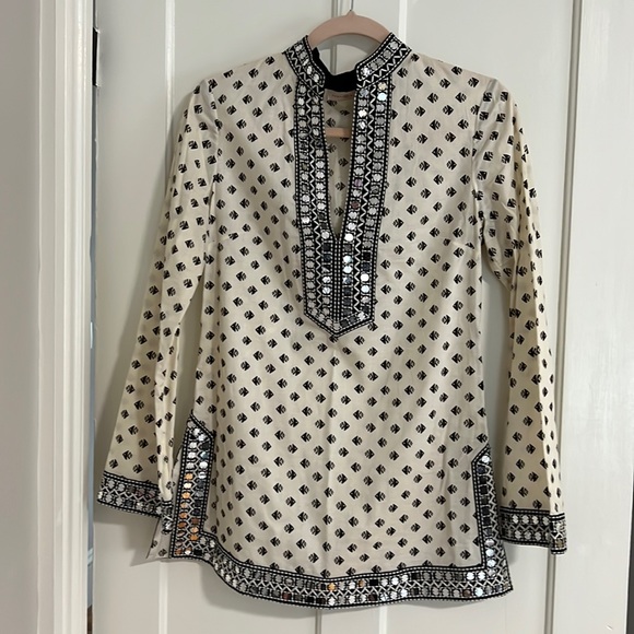 Tory Burch sequin tunic with fish blockprint - Picture 1 of 3